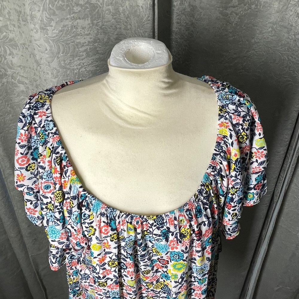 Women’s NWT 2X Terra & Sky Multi Floral Pastels Top - Picture 5 of 15